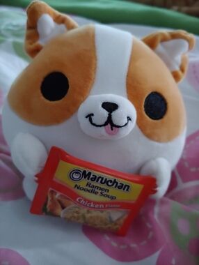 Zuru Snackles Benji Corgi Dog Ramen Noodle Soup Soft Plush